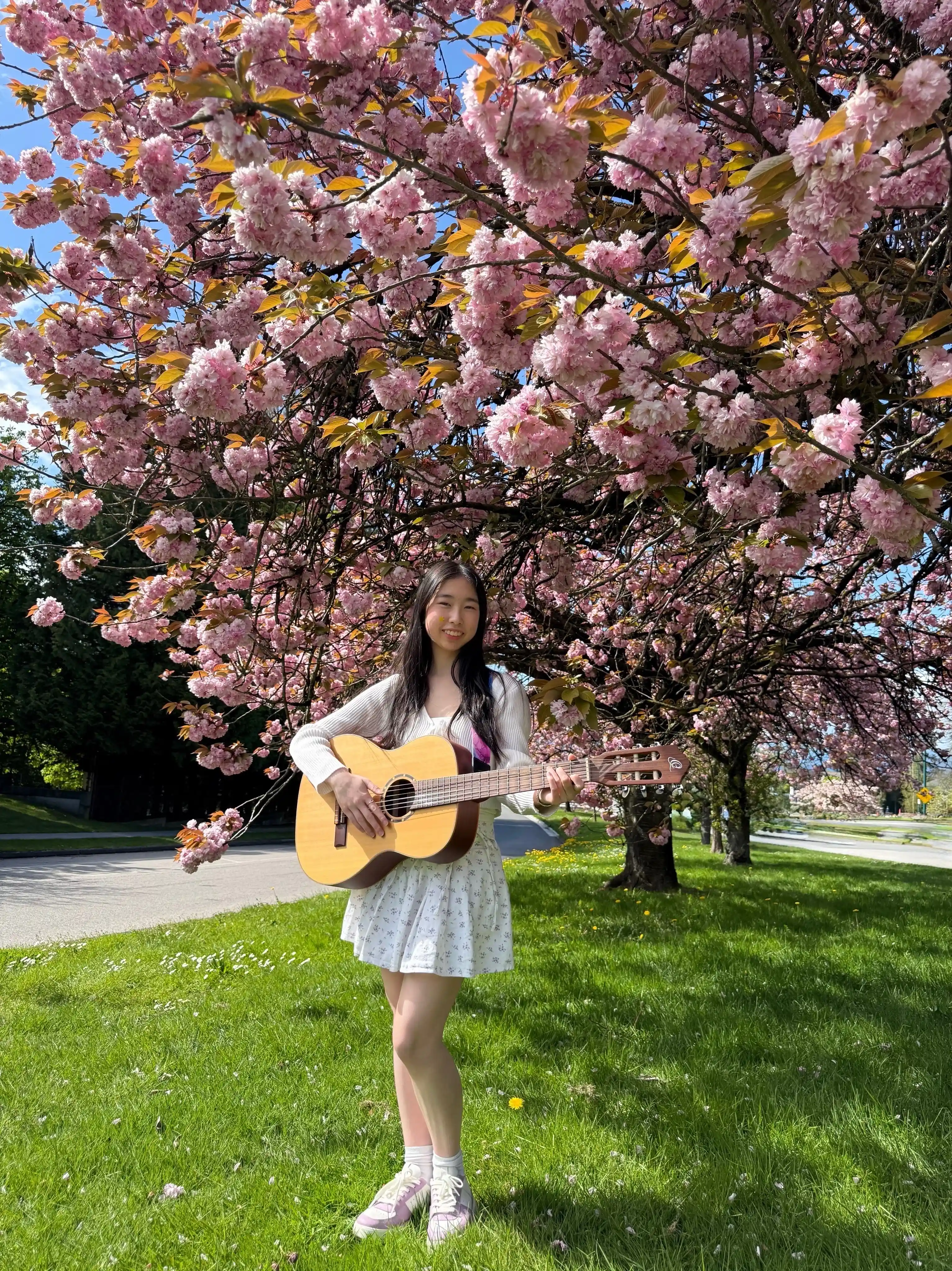 Alvina Kaye Indie Pop Artist Turning Growing Pains Into Honest Music